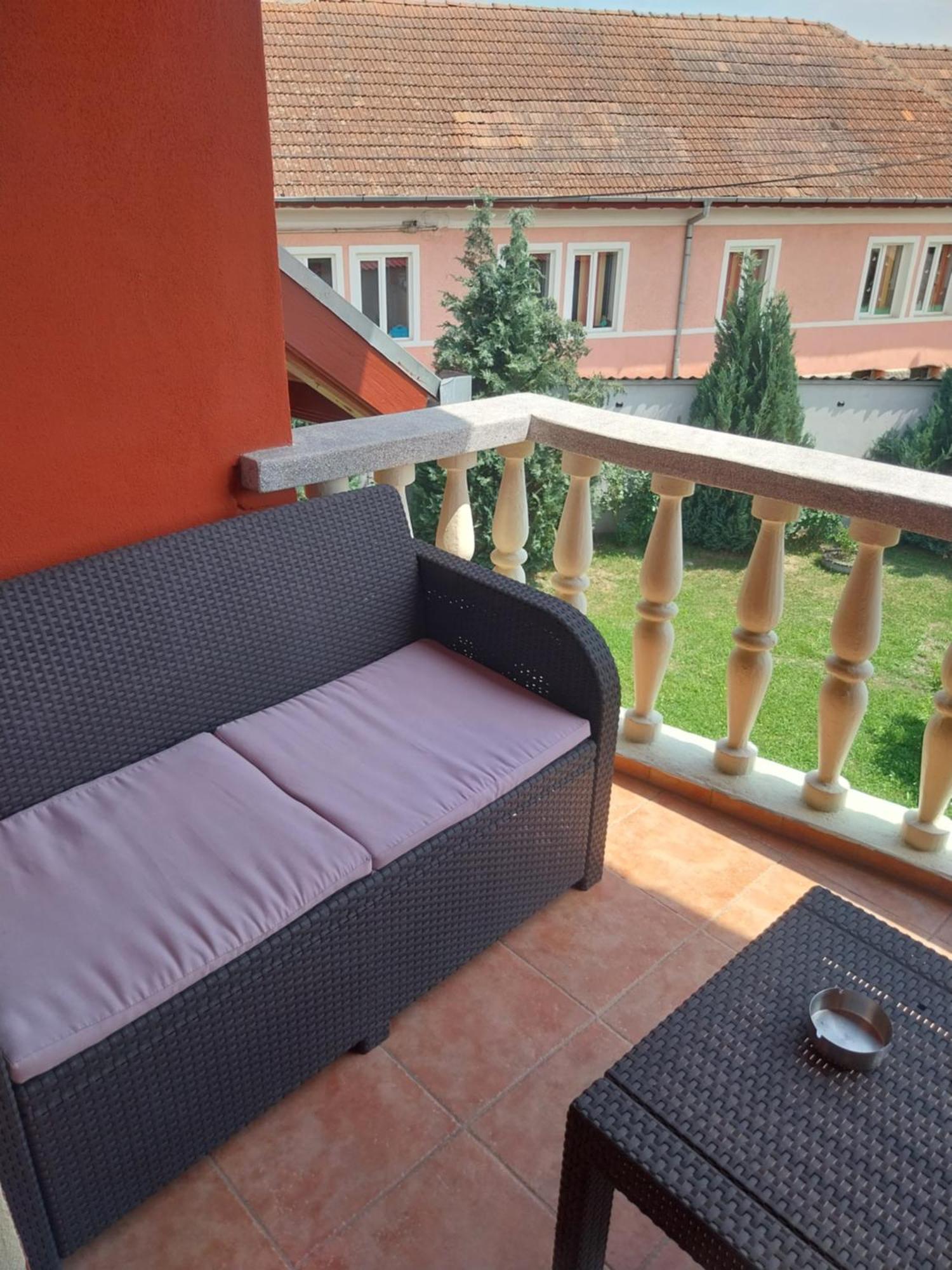 Serena House Кирцишоара Екстер'єр фото