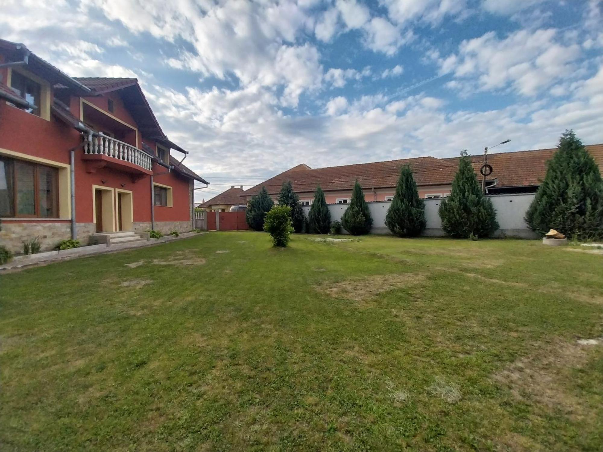 Serena House Кирцишоара Екстер'єр фото